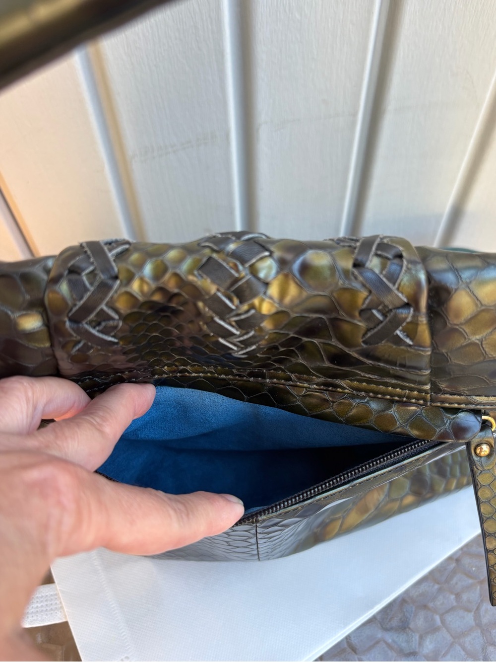 Sharif Black Embossed Snake-Texture Shoulder Bag with Gold Plaque - Picture 8 of 11